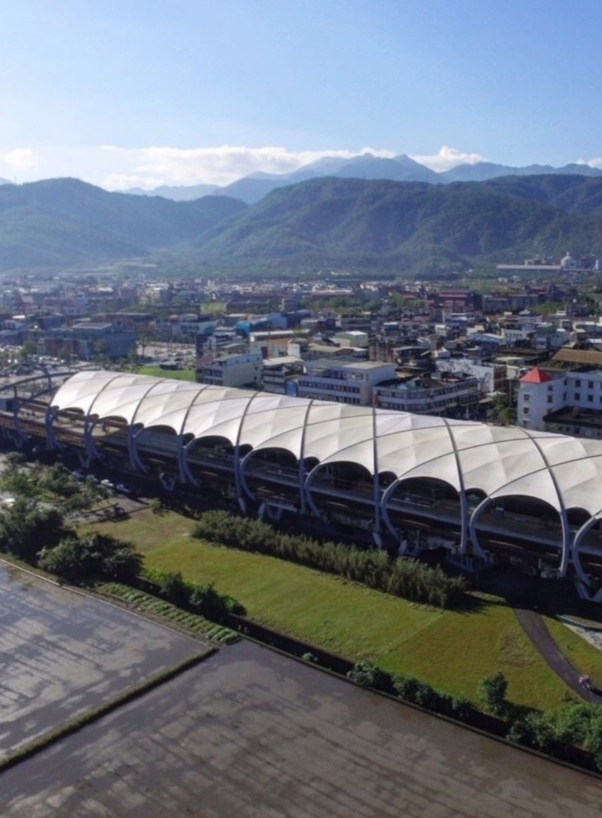 冬山站雨棚薄膜更新修復工程